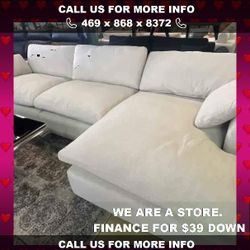 BRAND NEW Ivory cloud modern modular Sectional Sofa