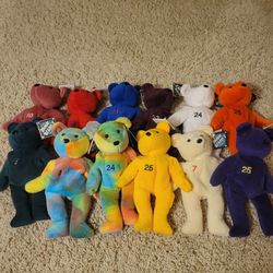 COLLECTABLE BASEBALL BEARS 