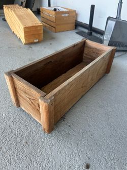 Wooden planter