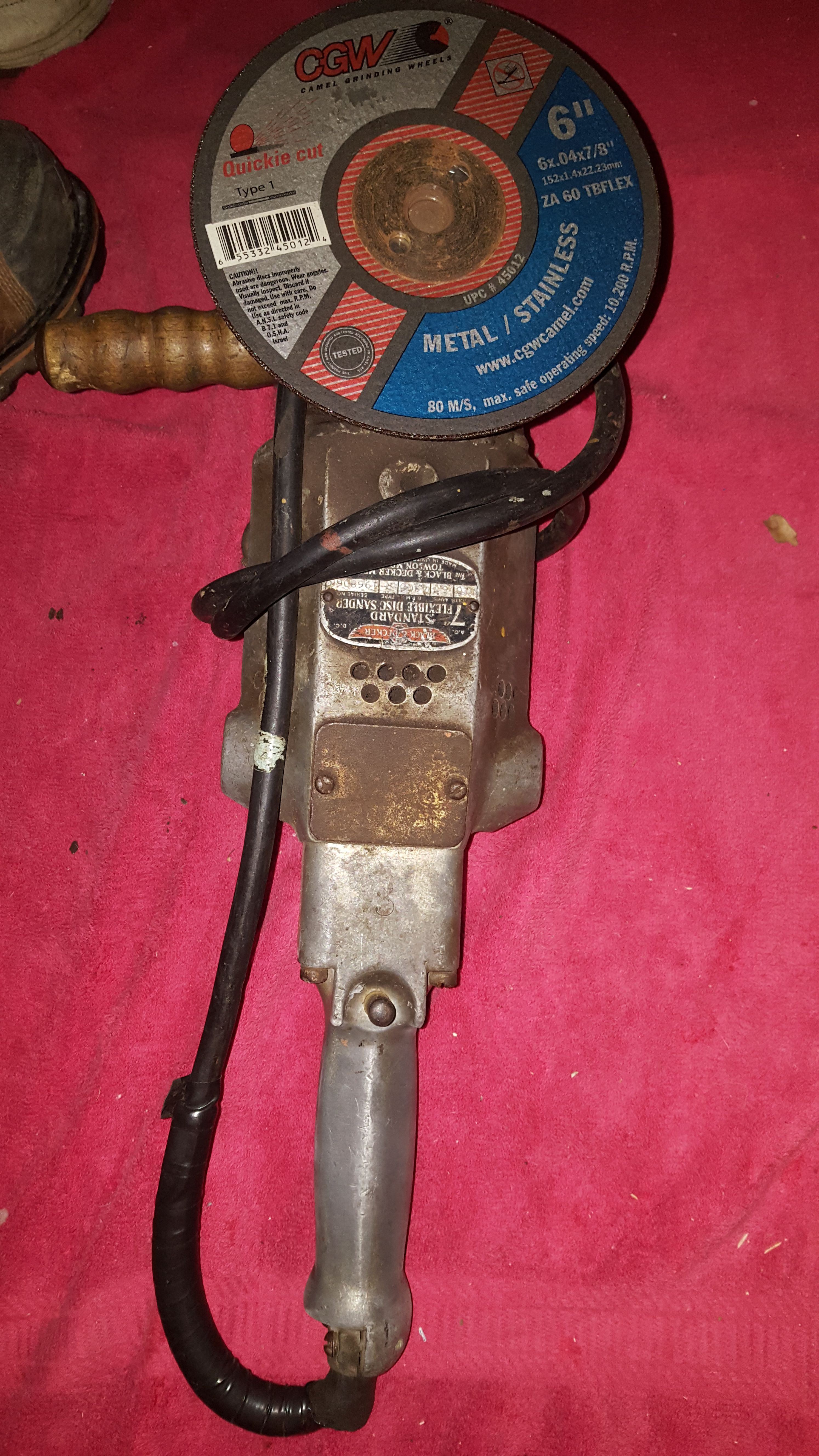 Black and decker 7" flexible disc sander