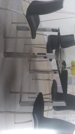 Dinning table