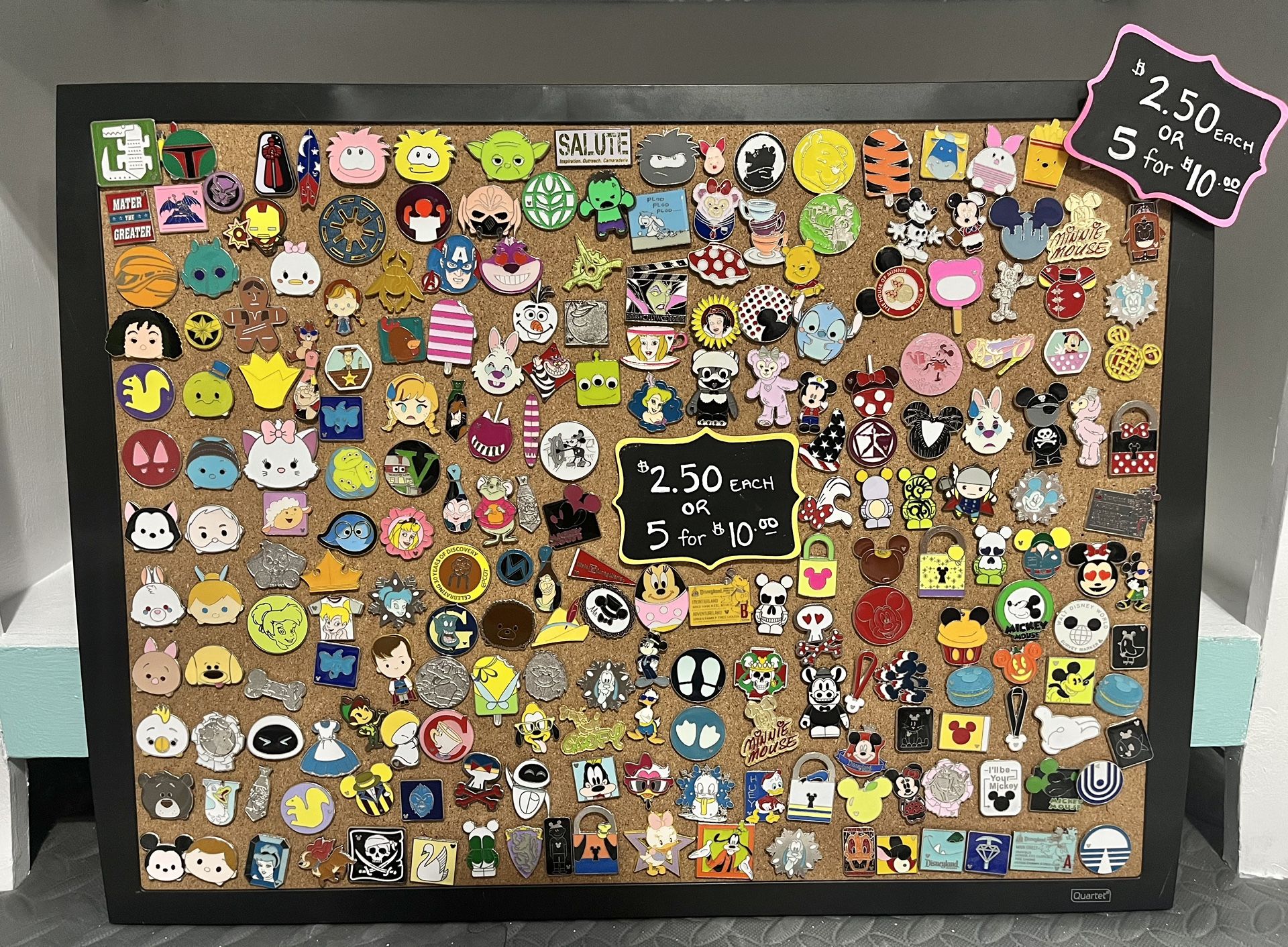 Disney Collectible Pins! 🔥💖🖤 $2.50 Each Or 5 For $10