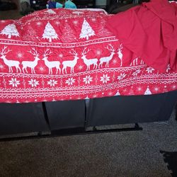 Christmas Bed Spread With Bed Skirt