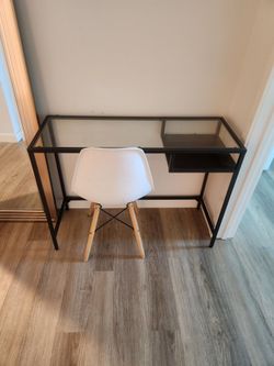 Desk/Vanity + chair