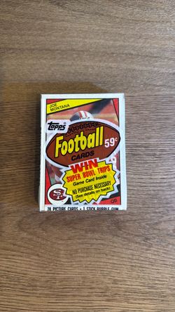1984 Topps Football 28-Card Cello Pack - Joe Montana on front