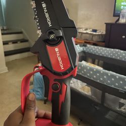 Chainsaw Cordless Missing Battery