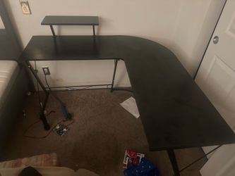 Black Gaming Corner Desk