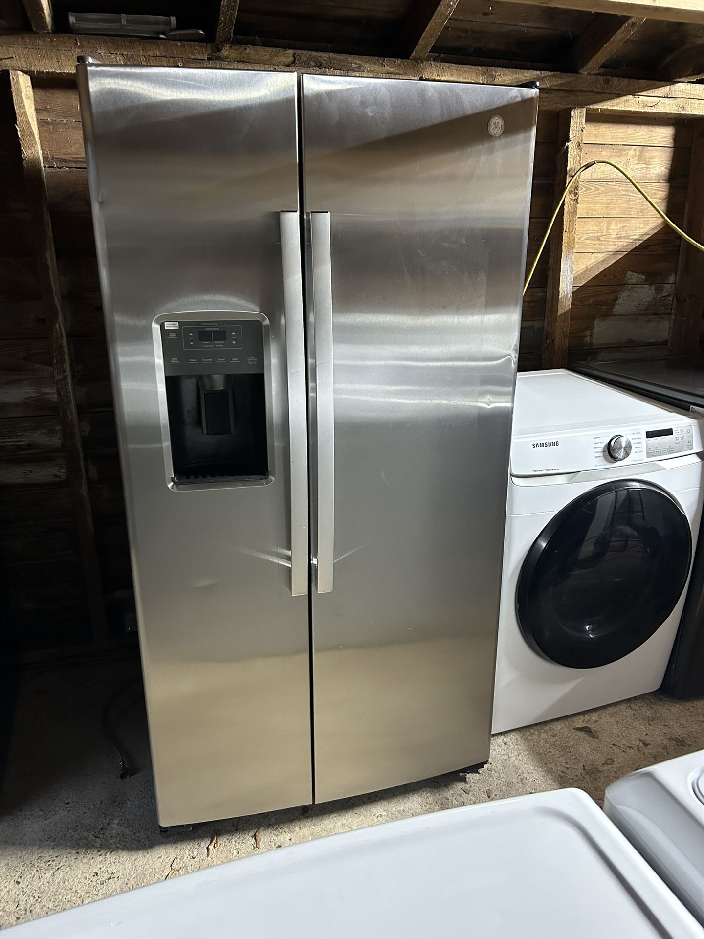 25.3 cu. ft. Side by Side Refrigerator in Fingerprint Resistant Stainless Steel, Standard Depth