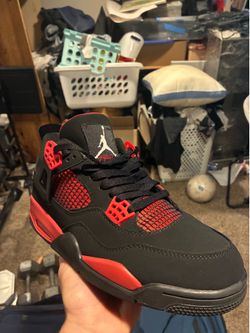 Jordan 4 Retro Red Thunder