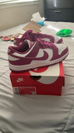 Women’s Nike dunk low next nature white/hot Fuchsia