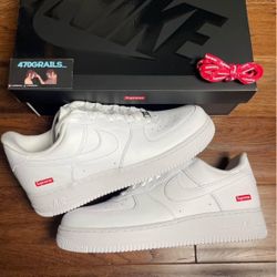 9.5,6.5- White Supreme Air Force 1s 