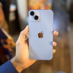 Blue iPhone 14 Plus - 128GB - (UNLOCKED)