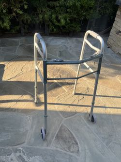 Foldable Wheeled Walker