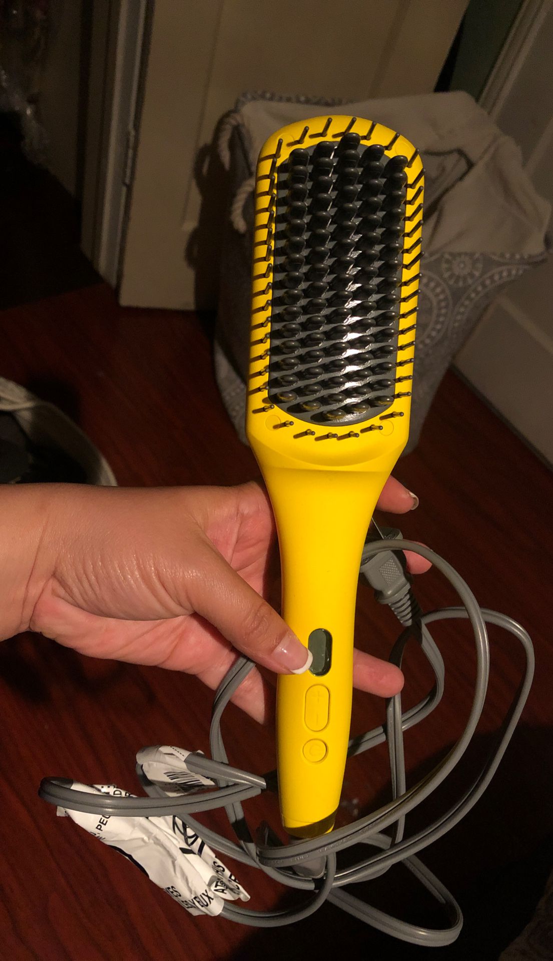 Drybar hairbrush