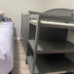 Crib With Changing Table And Storage