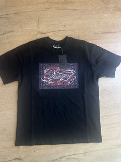 Black t-shirt