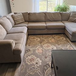 Sectional Couch 