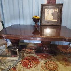 Wooden Table ‼️ If this post is up, it is still available  please don’t ask. Serious inquiries only! ‼️