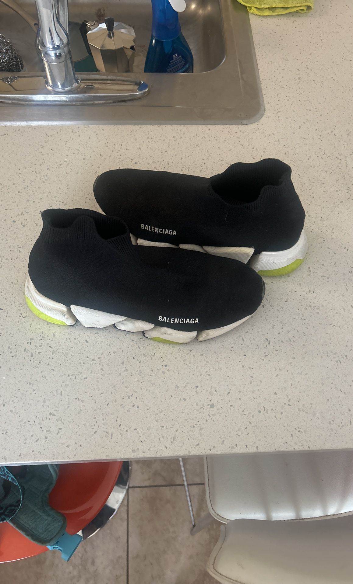 Balenciaga Original 350$