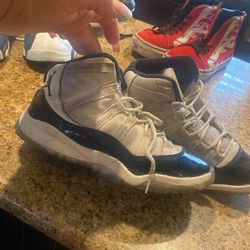 Boys Retro 11s Size 2y