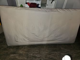 Twin mattress Clean