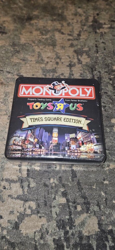 Monopoly Toys "R" Us Times Square Edition in a Tin Box Brand NEW Factory Sealed!