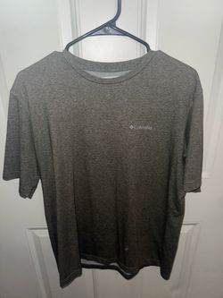 Columbia Men's L Gray Regular Fit  Short Sleeve T-Shirt