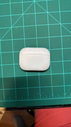 Apple AirPods Pro 2 (READ DESCRIPTION!!)