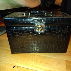 4 Tier Jewelry Box 