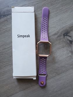 (L45) Fitbit Blaze, Soft Silicone Breathable Replacement Sport Accessory Strap Wristband with Metal Frame. Small size