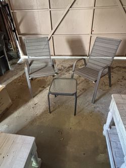 Outdoor Chair And Table