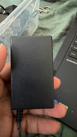 Power brick (f)