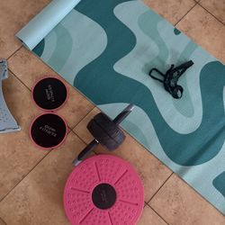 Fitness equipment set