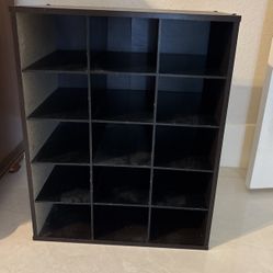 Storage/shelf