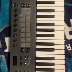Novation FLkey 37 MIDI Keyboard and Drum pad
