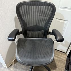 Herman Miller Aeron Office Chair ( SIZE C ) FULLY LOADED !!