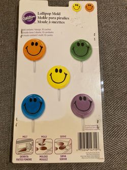 Wilton Smiley Face Lollipop Mold