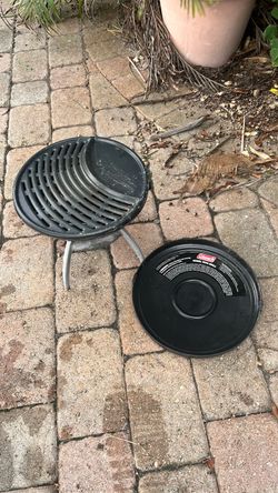 Coleman 9940 LP camping grill
