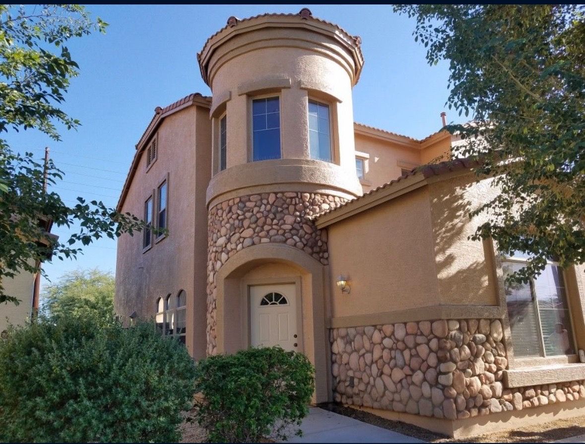 House painting /painter / painting company