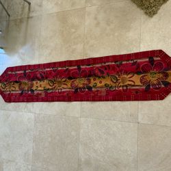 Table Runner , Red