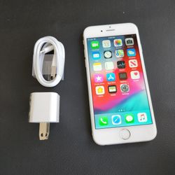 iPhone 6 - UNLOCKED - Like New  