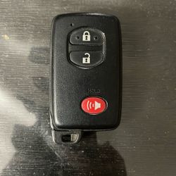 2010 - 2015 Toyota Prius Keyless Fob Key Remote  OEM
