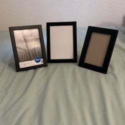 3 Photo Frames 🖼️