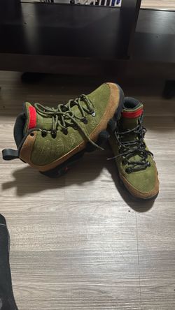 Air Jordan’s 8.5 Men’s