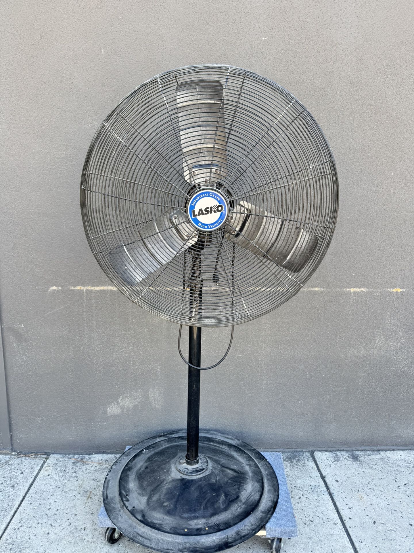 Lasko Industrial Fan