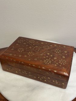 VTG Handcrafted Wooden Jewelry Box Brass Floral Inlay Heart Keepsake Organizer