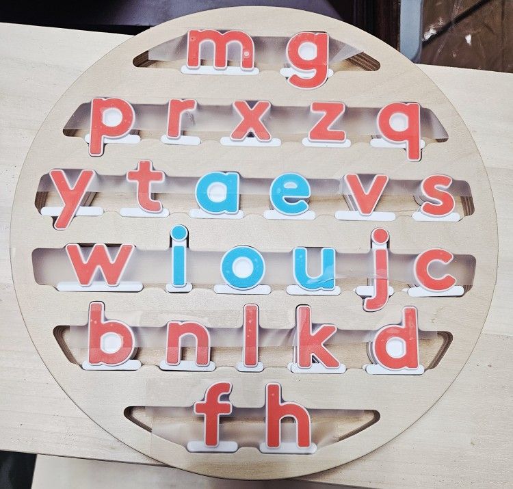 Lovevery Montessori Movable Alphabet Letters