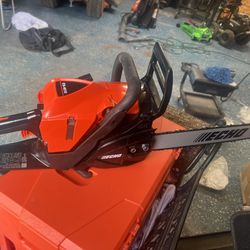 Brand New ECHO ChainSaw 18 inch CS-4010