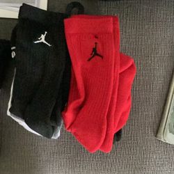 Boys Grade School Socks  Legend Crew 6-Pack Socks Boys Shoes Size Size 5 Youth To 7 Youth Socks Size 9-11  Color Black Red Wire Grey New