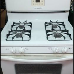 White Gas stove/Estufa De Gas 